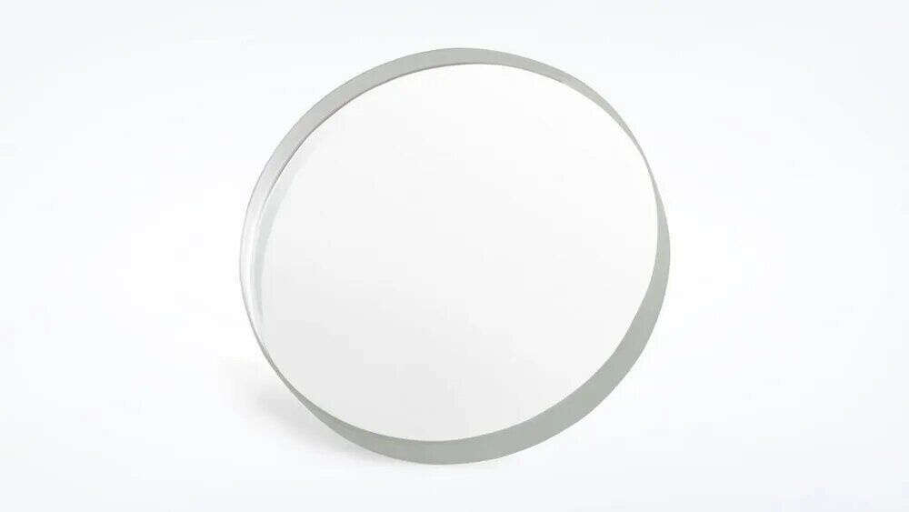 Стекло защитное 37х7 мм.